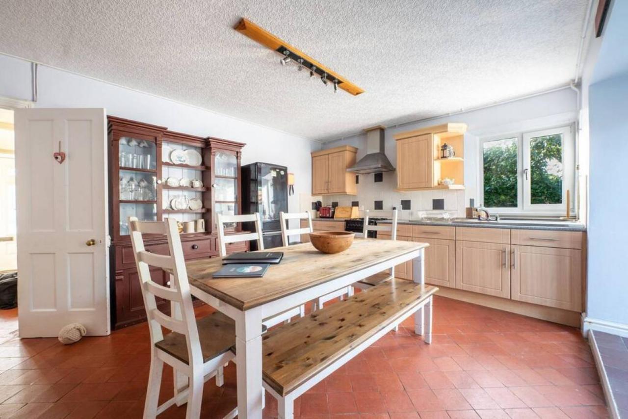 Cosy Welsh Cottage In St Davids Centre With Garden מראה חיצוני תמונה